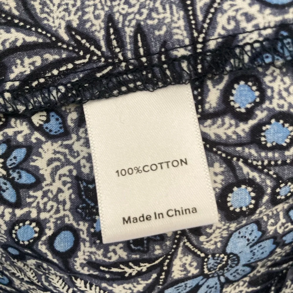 Evereve Sheila Floral Batik Piped Top Blue Black Size S